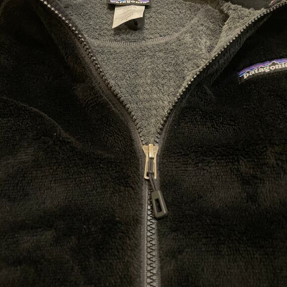 Patagonia Women’s Small Polartec Fleece | Vintage R Logo Era Black Jacket - Picture 8 of 10